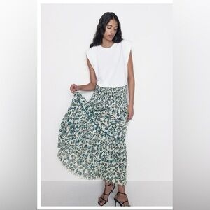 Zara Floral Print Maxi Skirt, size S